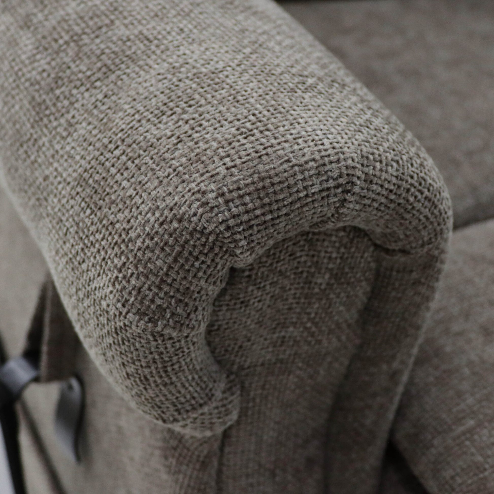 Motion Vermont Riser Recliners